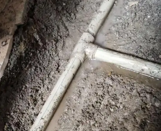 青山湖漏水维修电话